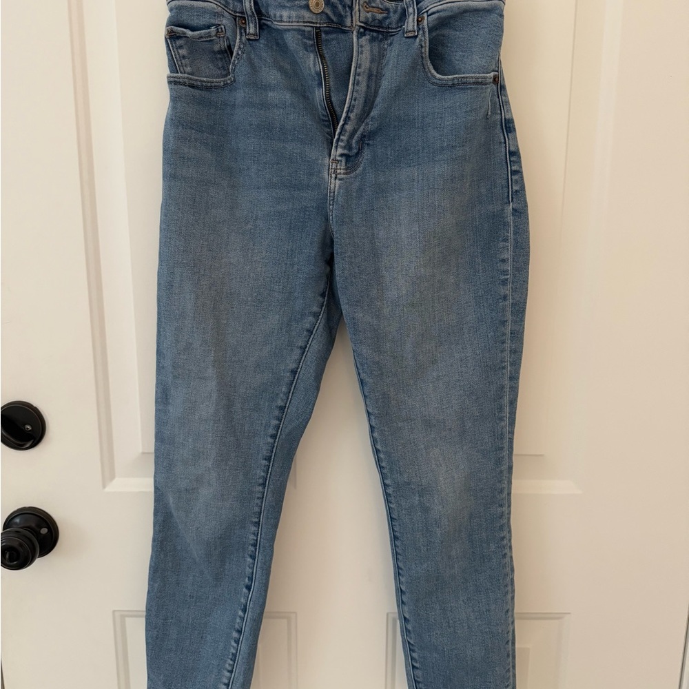 Abercrombie & Fitch Super Skinny Ankle High Rise Jeans